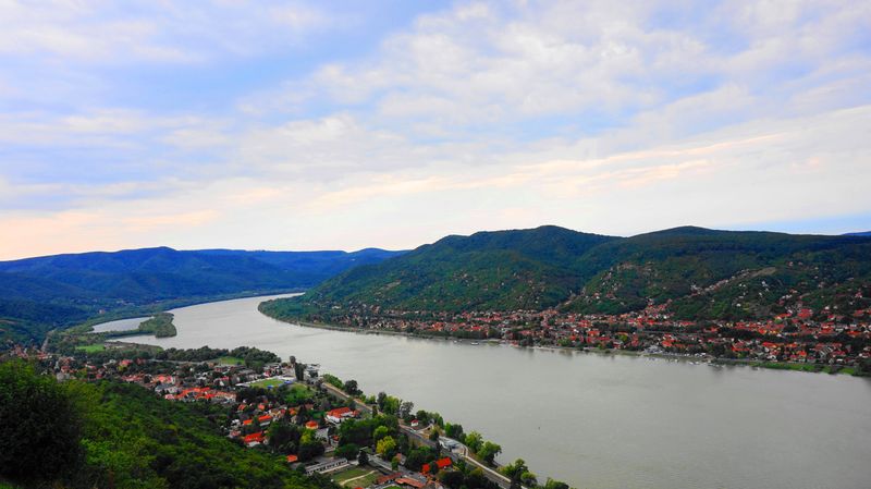 匈牙利布達佩斯近郊小鎮-多瑙河灣Danube Bend-維謝格拉德Visegrad