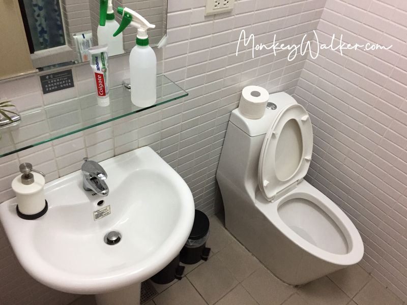 阿信旅店的獨立廁所。