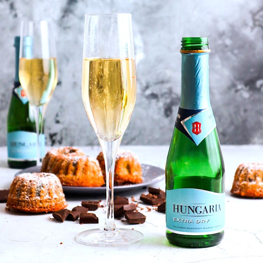 時尚人士喜愛的HUNGARIA 皇家儷亞氣泡酒，香檳的風味不輸法國。