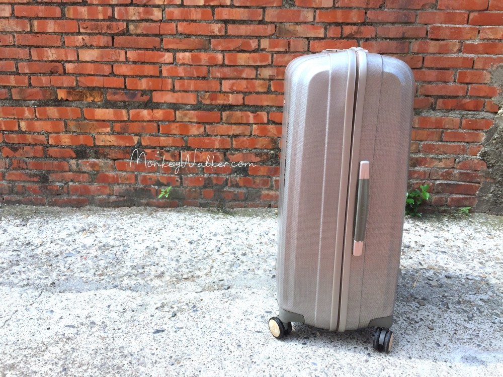 Samsonite新秀麗行李箱推薦：Cubelite破牆箱，尺寸：31吋。